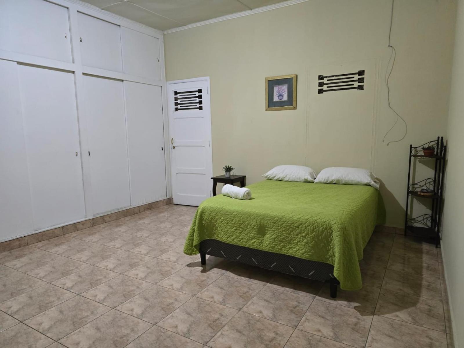 Hostal Casa Luna ซานตา อานา ภายนอก รูปภาพ