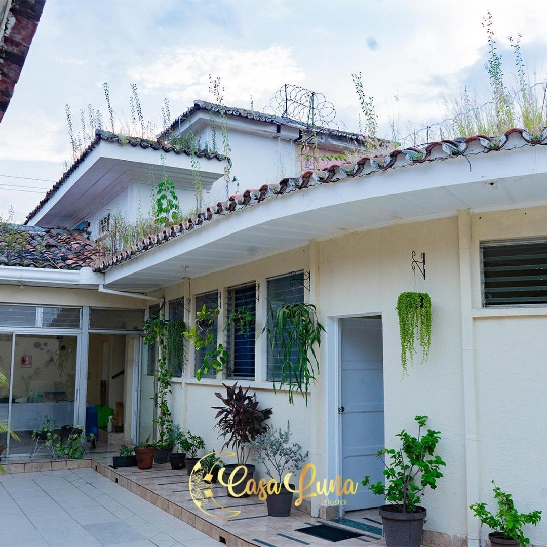 Hostal Casa Luna ซานตา อานา ภายนอก รูปภาพ